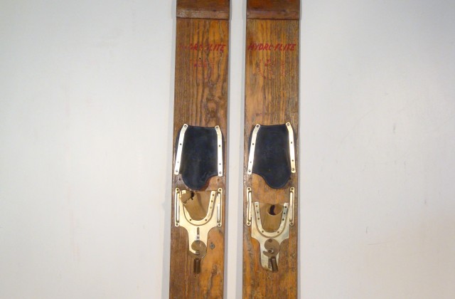 sci nautici legno 1