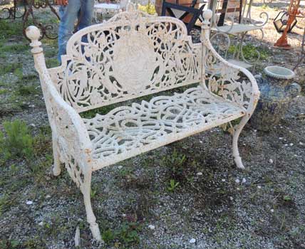 divanetto-bianco-ghisa-2